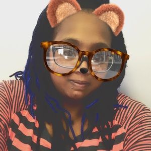 Meet your Posher, Deidra